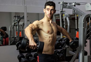 Sèche : comment dois-je m’entraîner en musculation pour perdre du gras ?