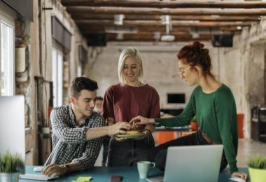 ALIMENTATION : Comment bien manger au bureau pour perdre du poids et prendre soin de sa ligne ?